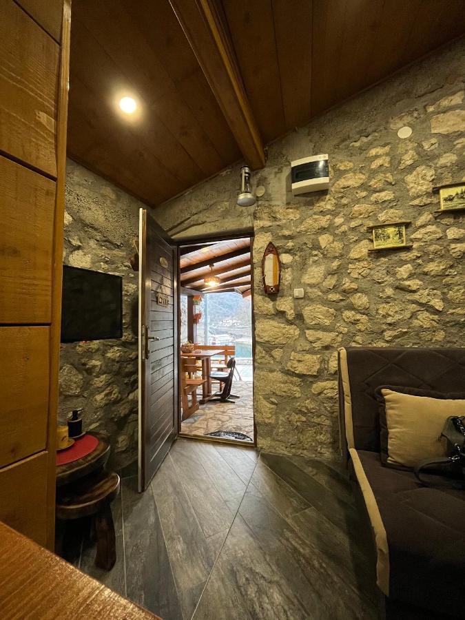 Apartman Sofranac Rijeka Crnojevića Esterno foto